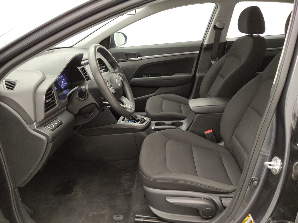 2020 Hyundai Elantra in Topeka, KS 66611 - 18135237 17