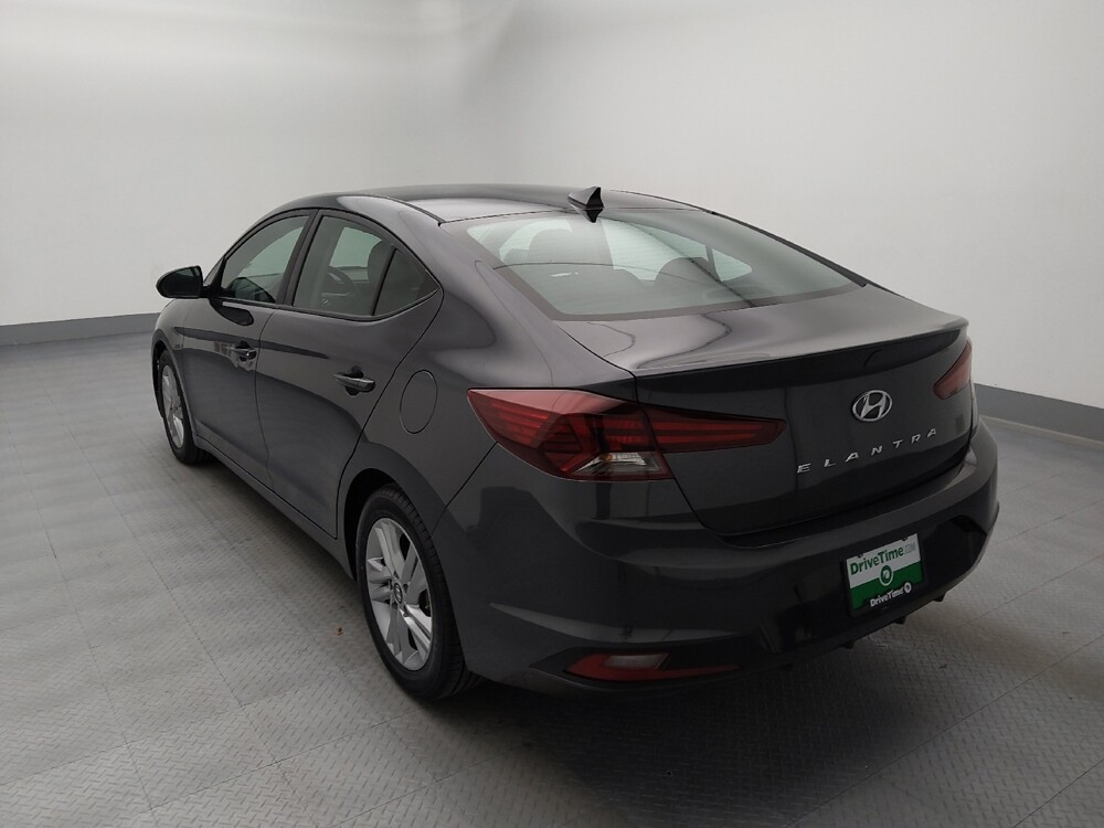 2020 Hyundai Elantra in Topeka, KS 66611 - 18135237 5