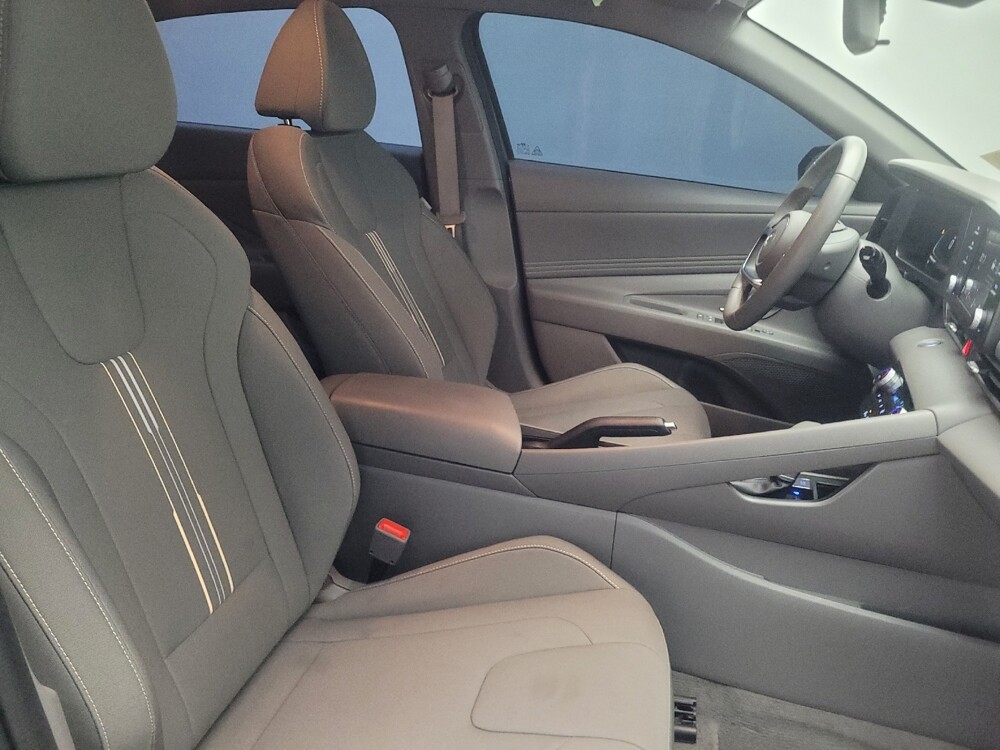 2025 Hyundai Elantra in Pelham, AL 35124 - 18135240 21