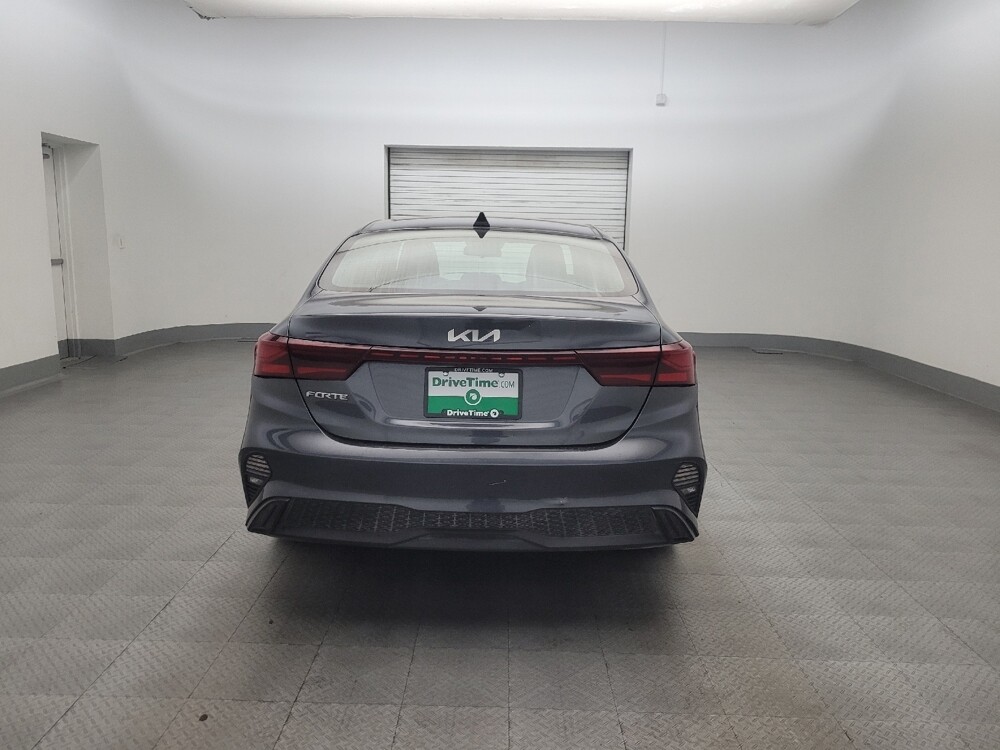 2023 Kia Forte in Glendale, AZ 85301 - 18135242 7