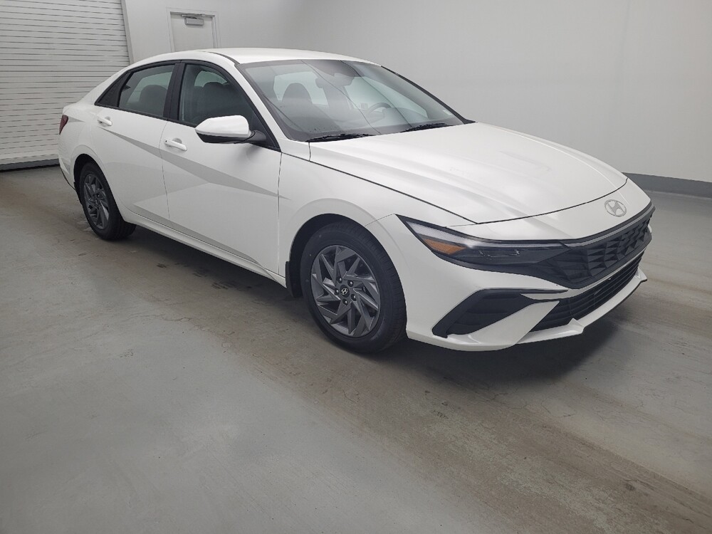 2024 Hyundai Elantra in Cincinnati, OH 45255 - 18135246 11