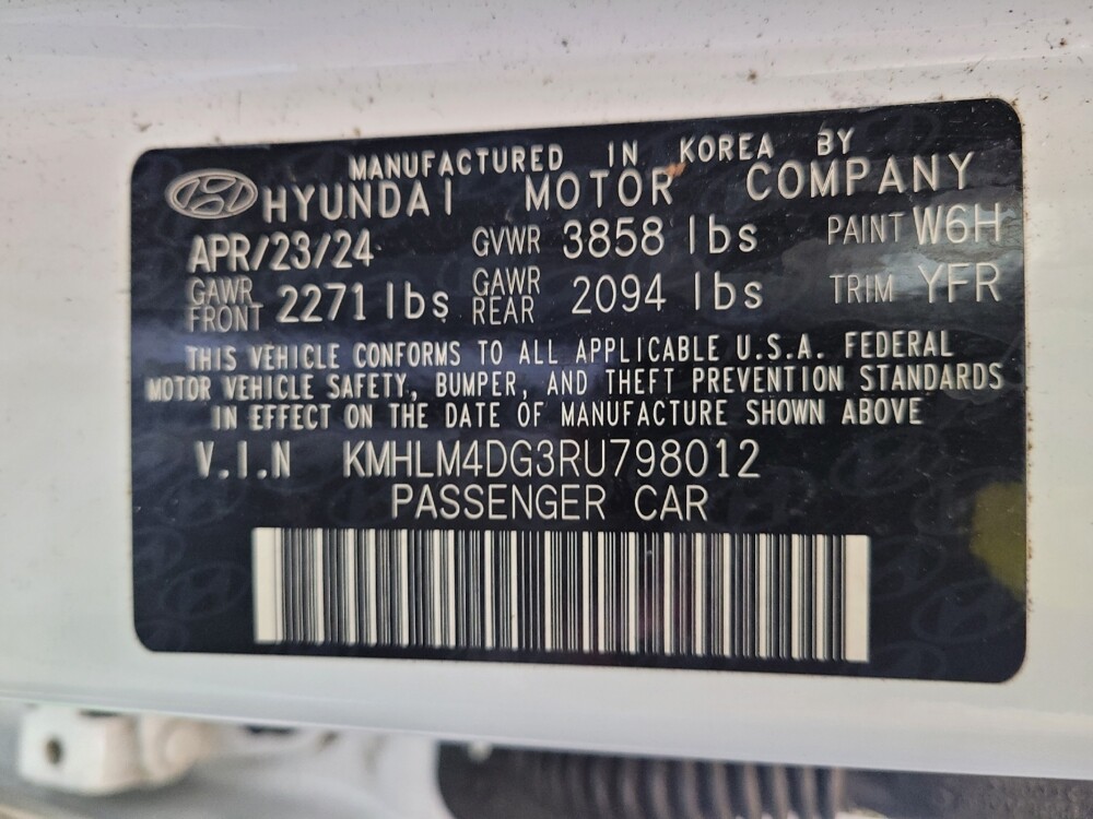2024 Hyundai Elantra in Cincinnati, OH 45255 - 18135246 33