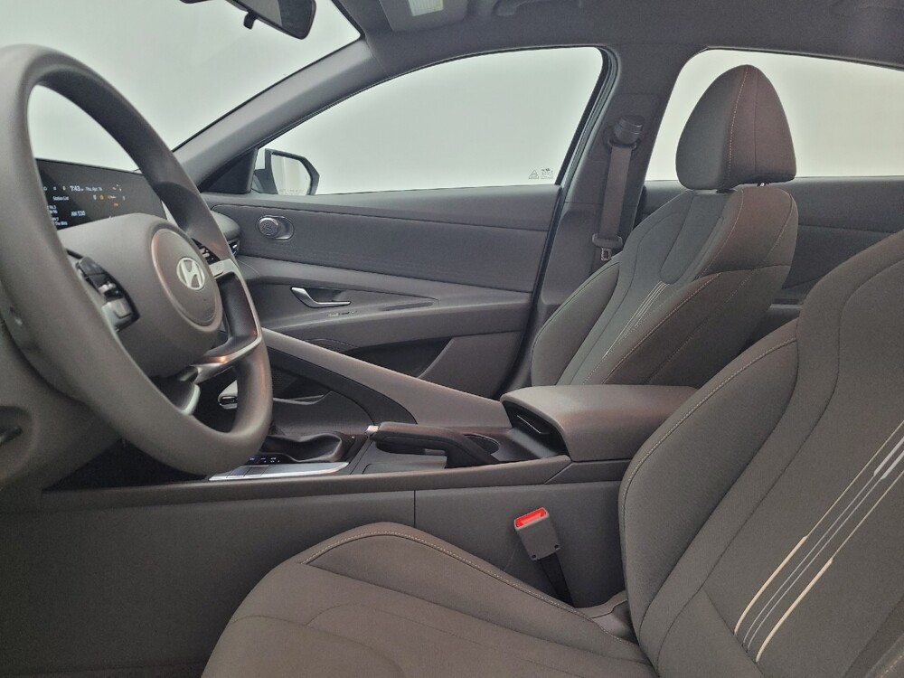 2024 Hyundai Elantra in Cincinnati, OH 45255 - 18135246 17