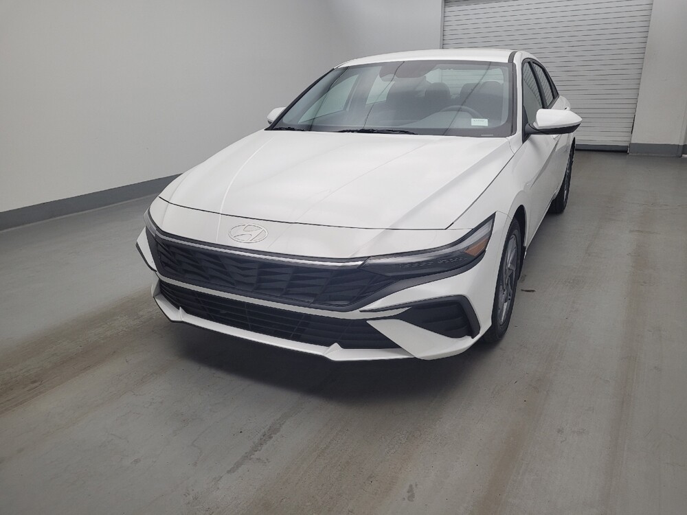 2024 Hyundai Elantra in Cincinnati, OH 45255 - 18135246 15