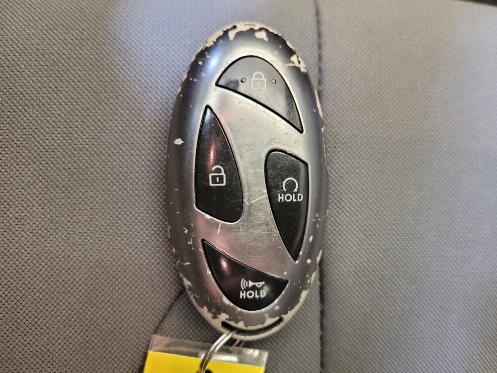 2024 Hyundai Elantra in Cincinnati, OH 45255 - 18135246 32