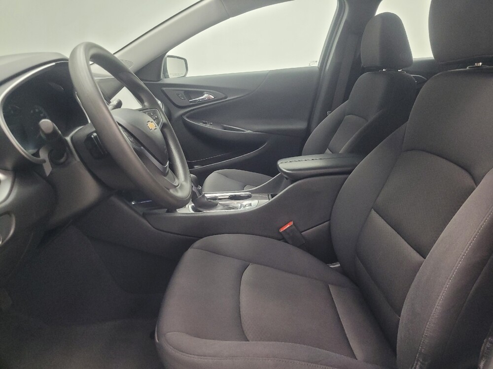 2022 Chevrolet Malibu in Indianapolis, IN 46219 - 18135249 17