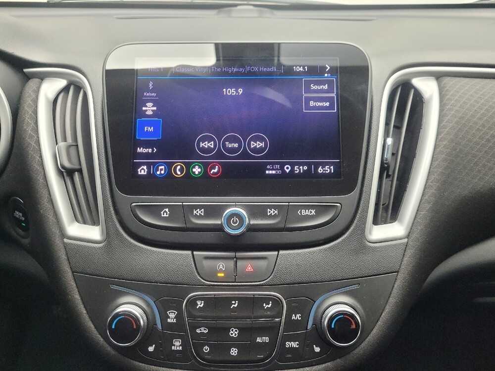 2022 Chevrolet Malibu in Indianapolis, IN 46219 - 18135249 25