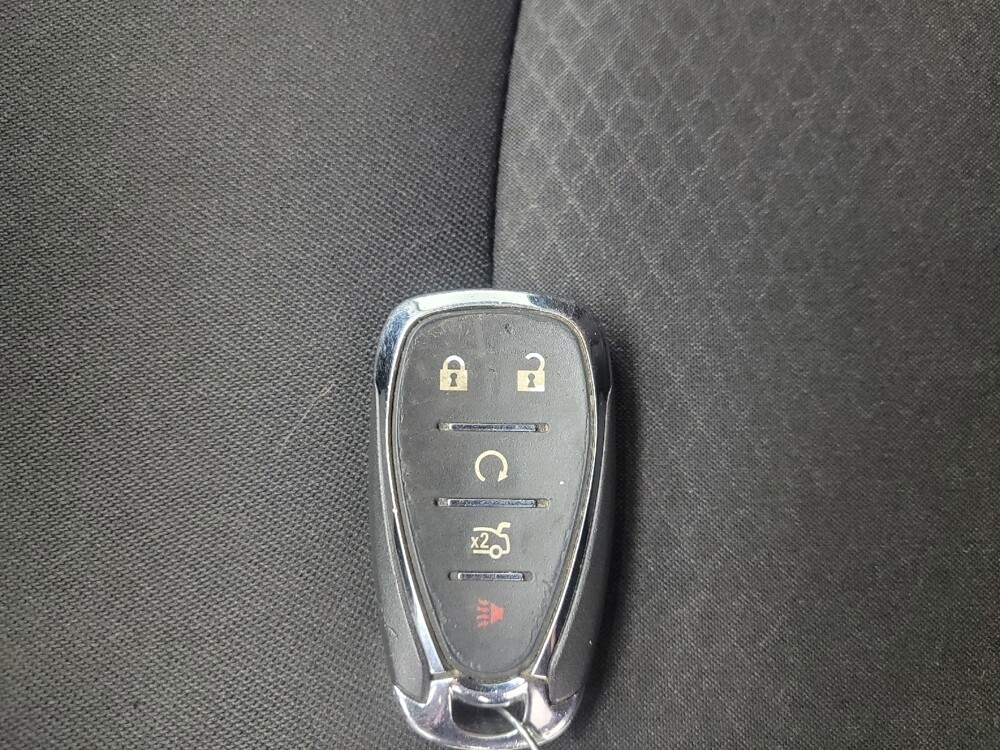 2022 Chevrolet Malibu in Indianapolis, IN 46219 - 18135249 32