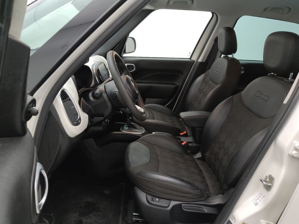 2019 FIAT 500L in Independence, MO 64055 - 18135251 17