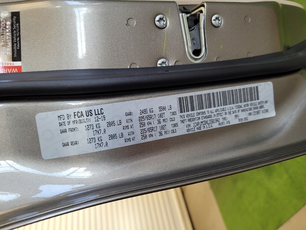 2020 Jeep Cherokee in Toledo, OH 43617 - 18135261 33