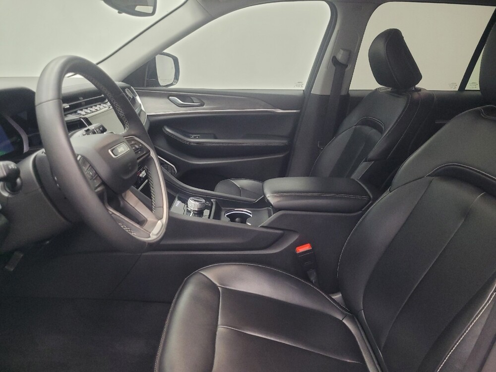 2023 Jeep Grand Cherokee in Indianapolis, IN 46222 - 18135264 17