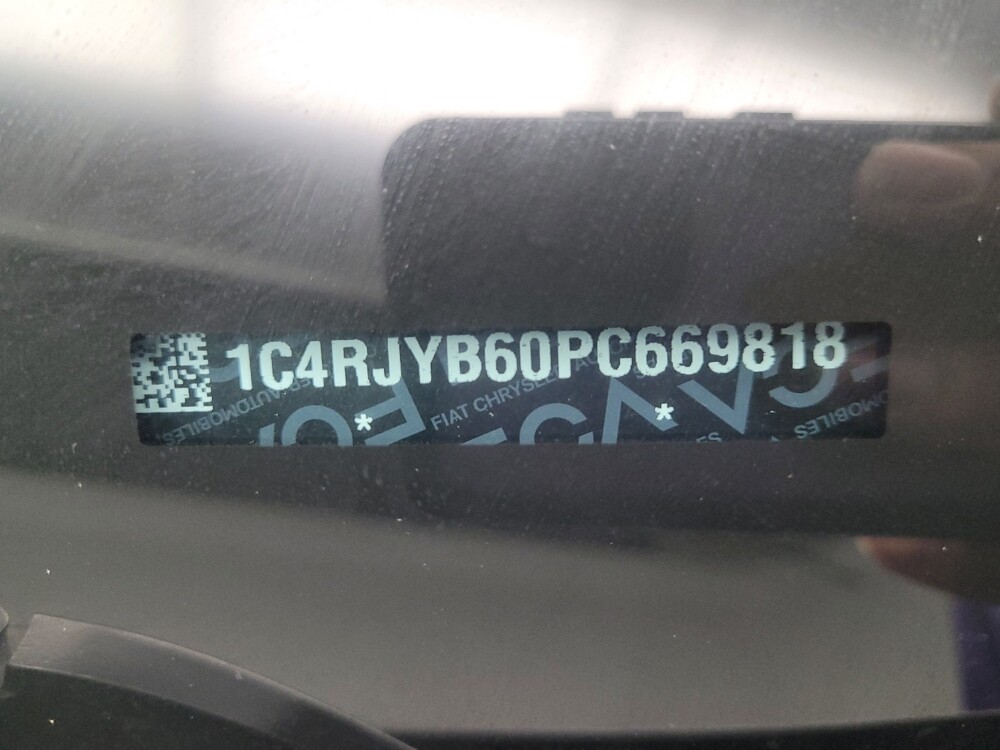 2023 Jeep Grand Cherokee in Indianapolis, IN 46222 - 18135264 33