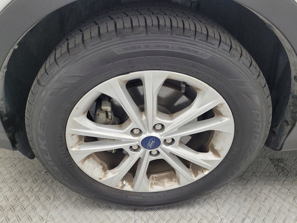 2019 Ford Escape in Las Vegas, NV 89102 - 18135269 31