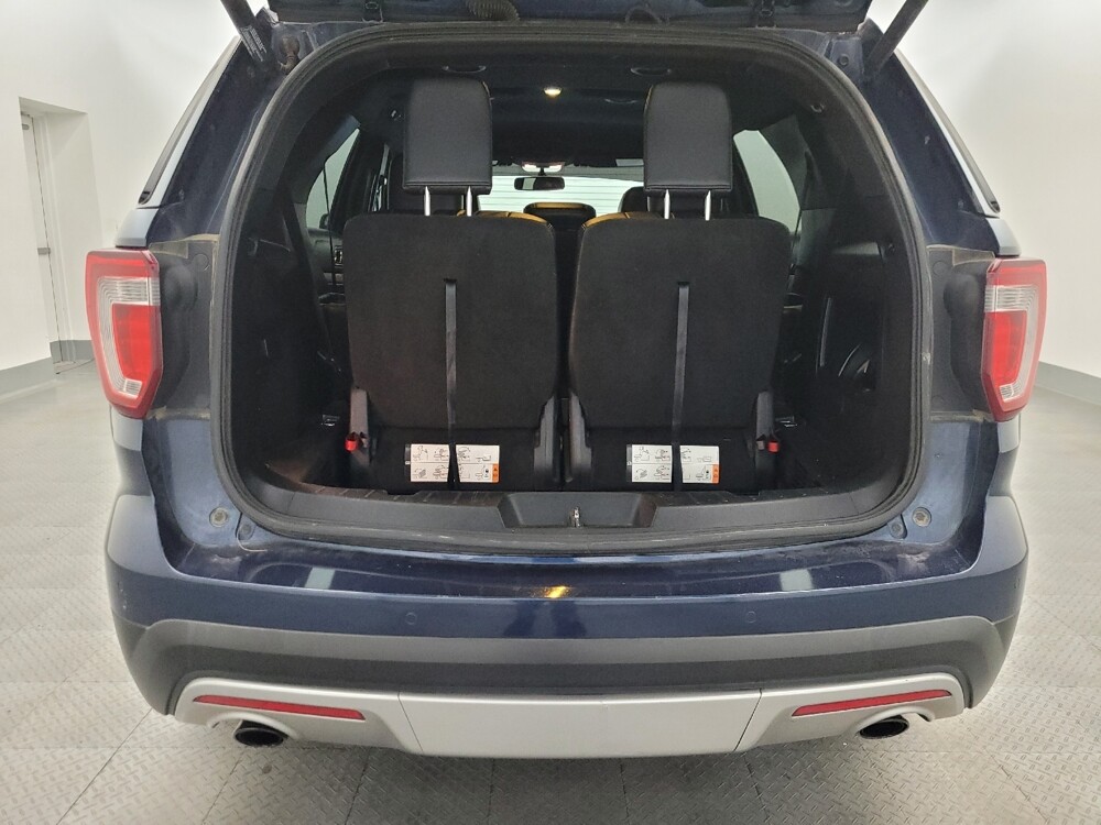 2017 Ford Explorer in Tucson, AZ 85705 - 18135282 29