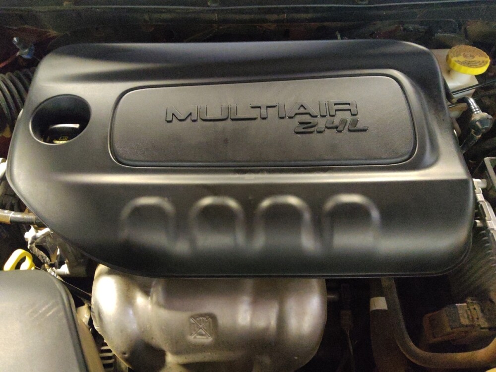 2019 Jeep Cherokee in Glendale, AZ 85301 - 18135283 30