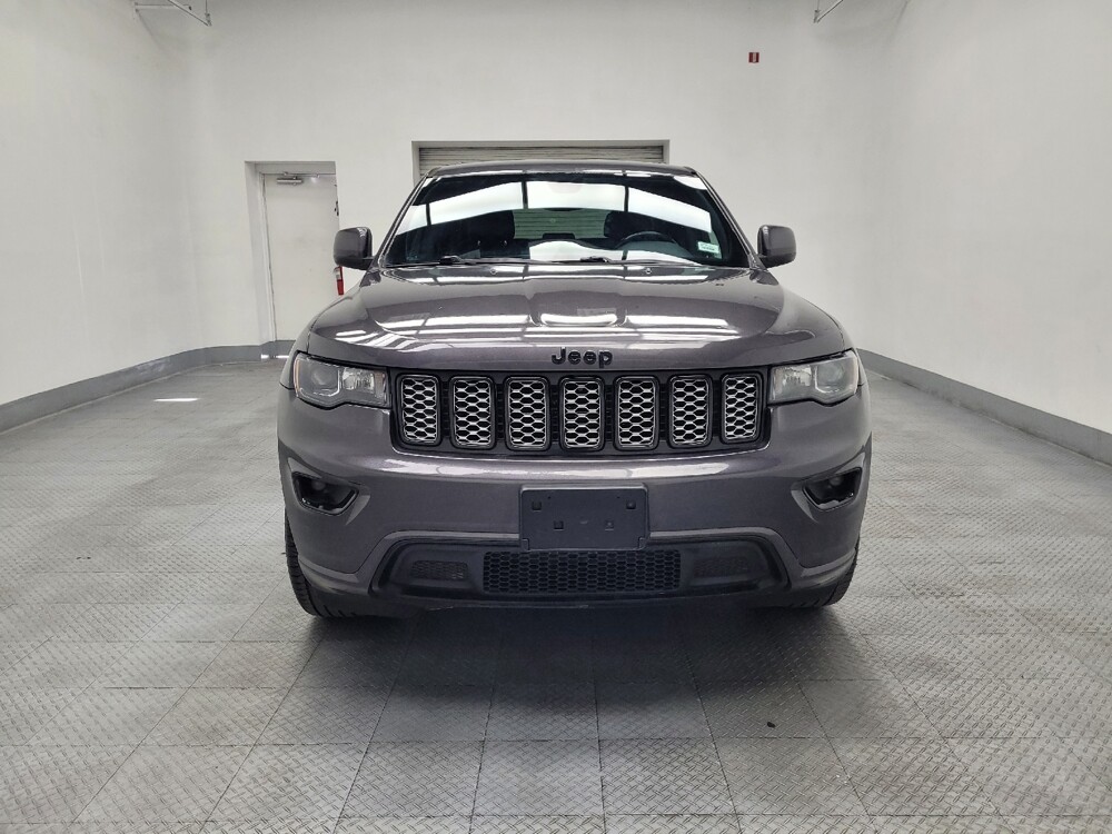 2018 Jeep Grand Cherokee in Las Vegas, NV 89104 - 18135284 15