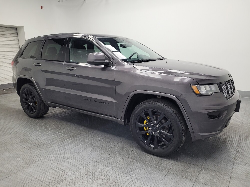 2018 Jeep Grand Cherokee in Las Vegas, NV 89104 - 18135284 11