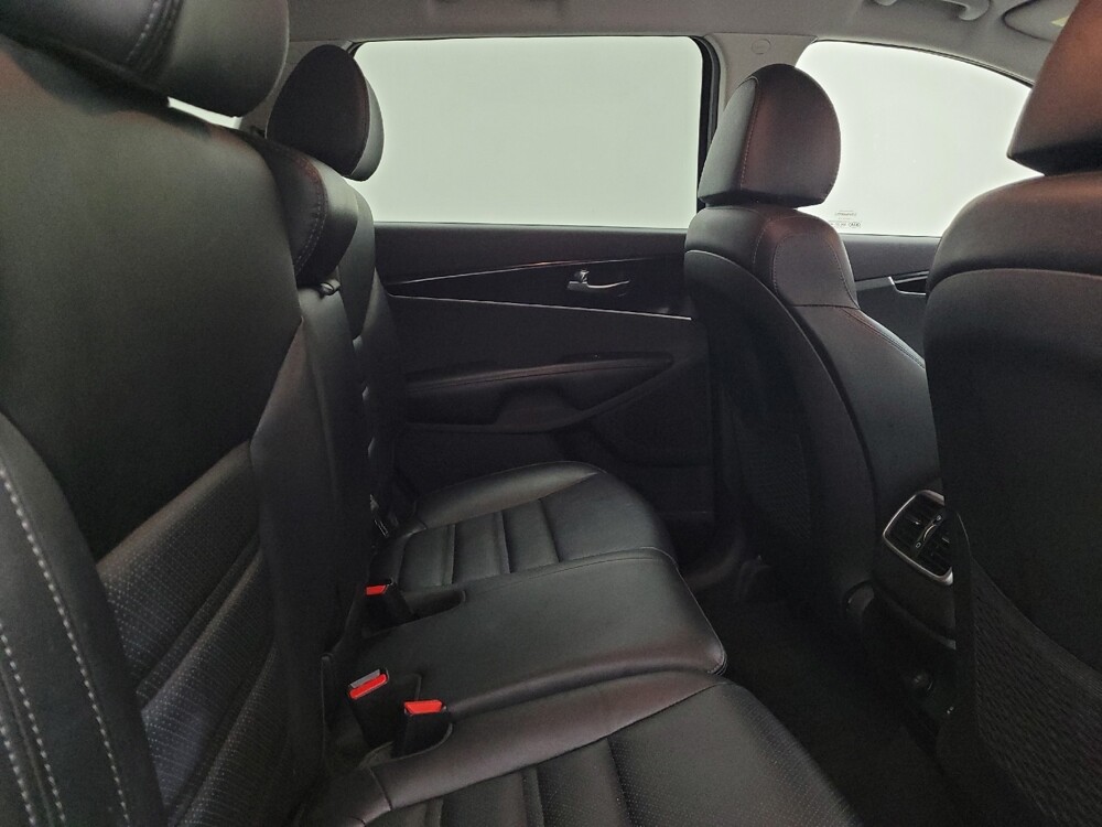 2019 Kia Sorento in Toledo, OH 43617 - 18135291 19