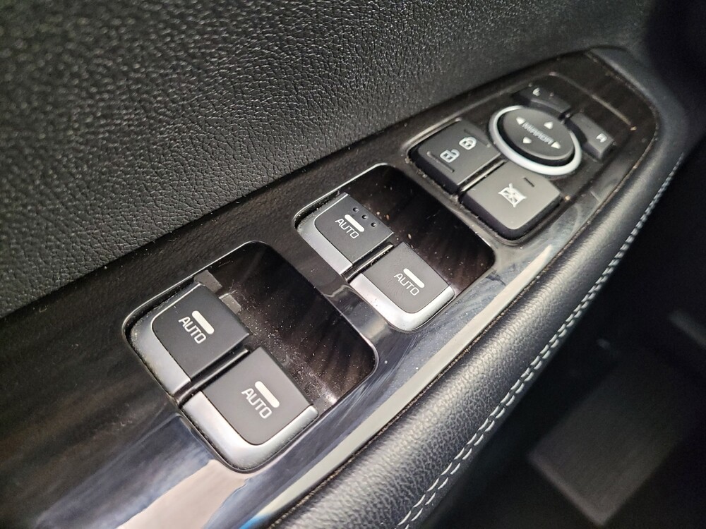 2019 Kia Sorento in Toledo, OH 43617 - 18135291 27