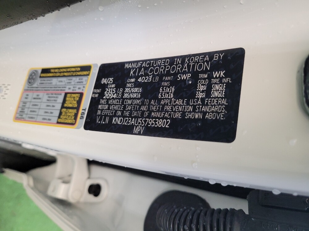 2025 Kia Soul in Columbus, OH 43228 - 18135292 33