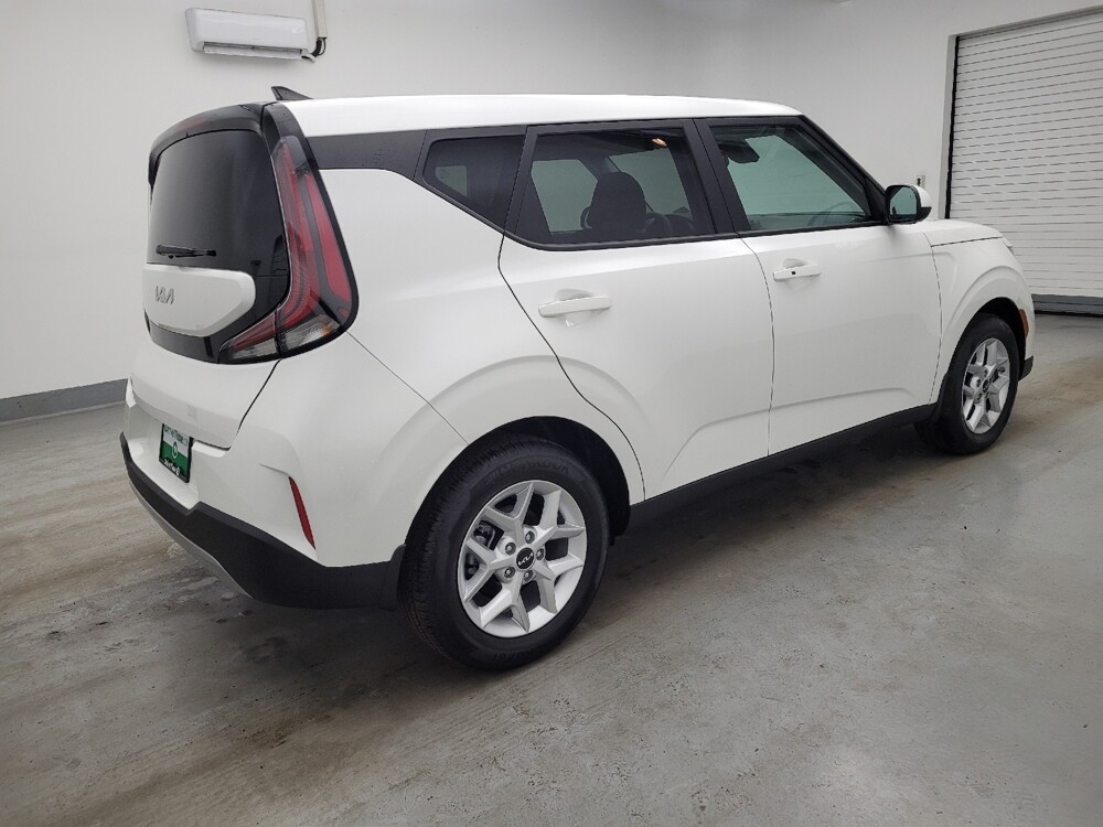 2025 Kia Soul in Columbus, OH 43228 - 18135292 10