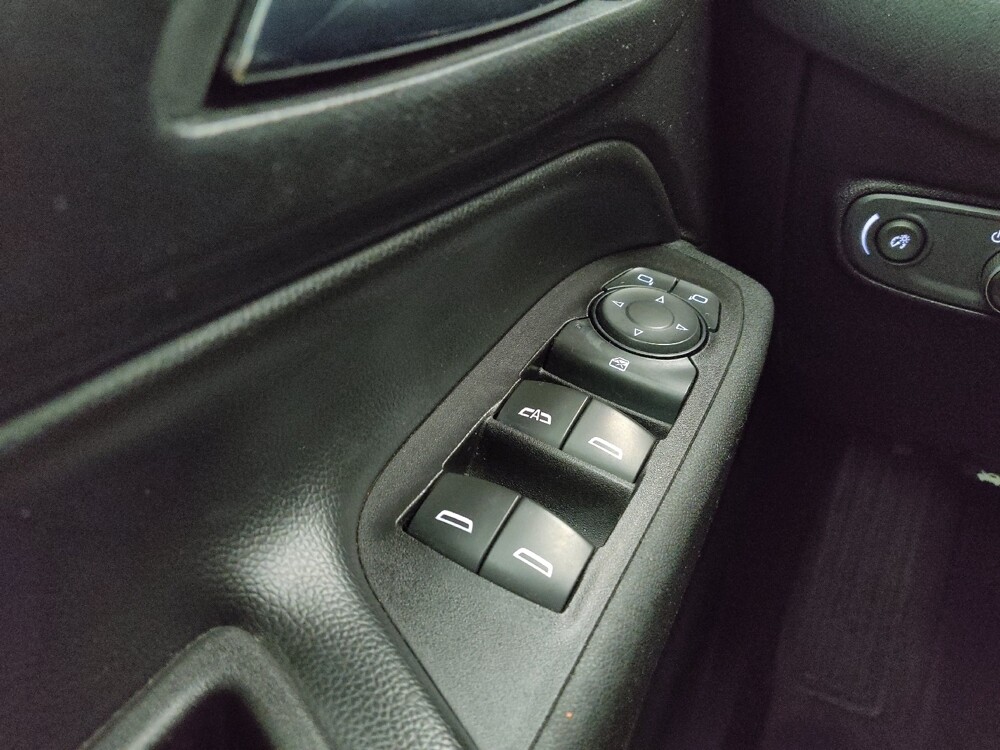 2018 Chevrolet Equinox in Des Moines, IA 50310 - 18135293 27