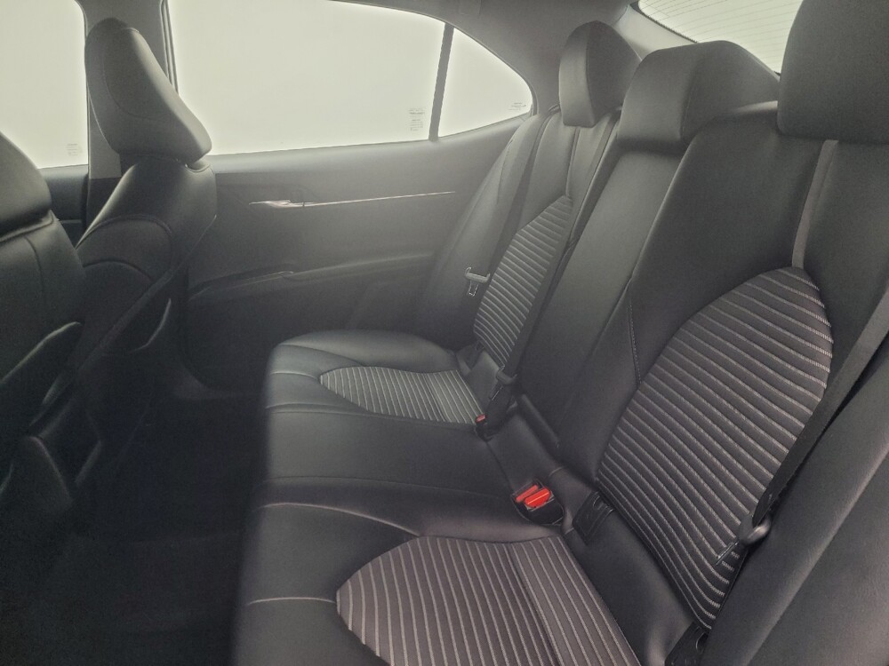 2021 Toyota Camry in Mishawaka, IN 46545 - 18135294 18