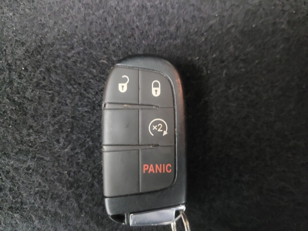 2022 Jeep Compass in Mishawaka, IN 46545 - 18135296 32