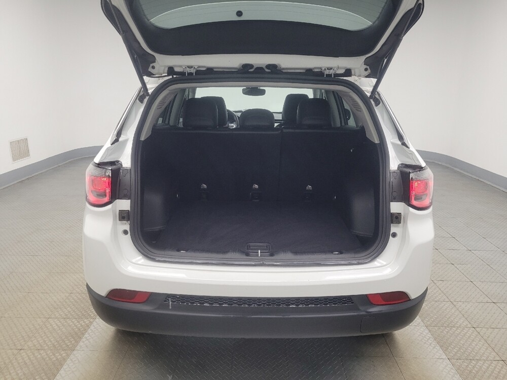 2022 Jeep Compass in Mishawaka, IN 46545 - 18135296 29