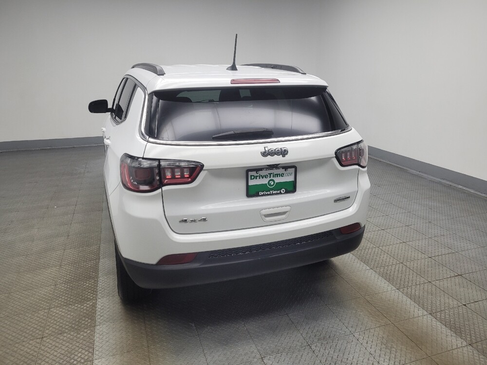 2022 Jeep Compass in Mishawaka, IN 46545 - 18135296 6