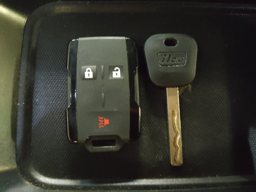 2018 Chevrolet Silverado 1500 in Salem, VA 24153 - 18135297 32