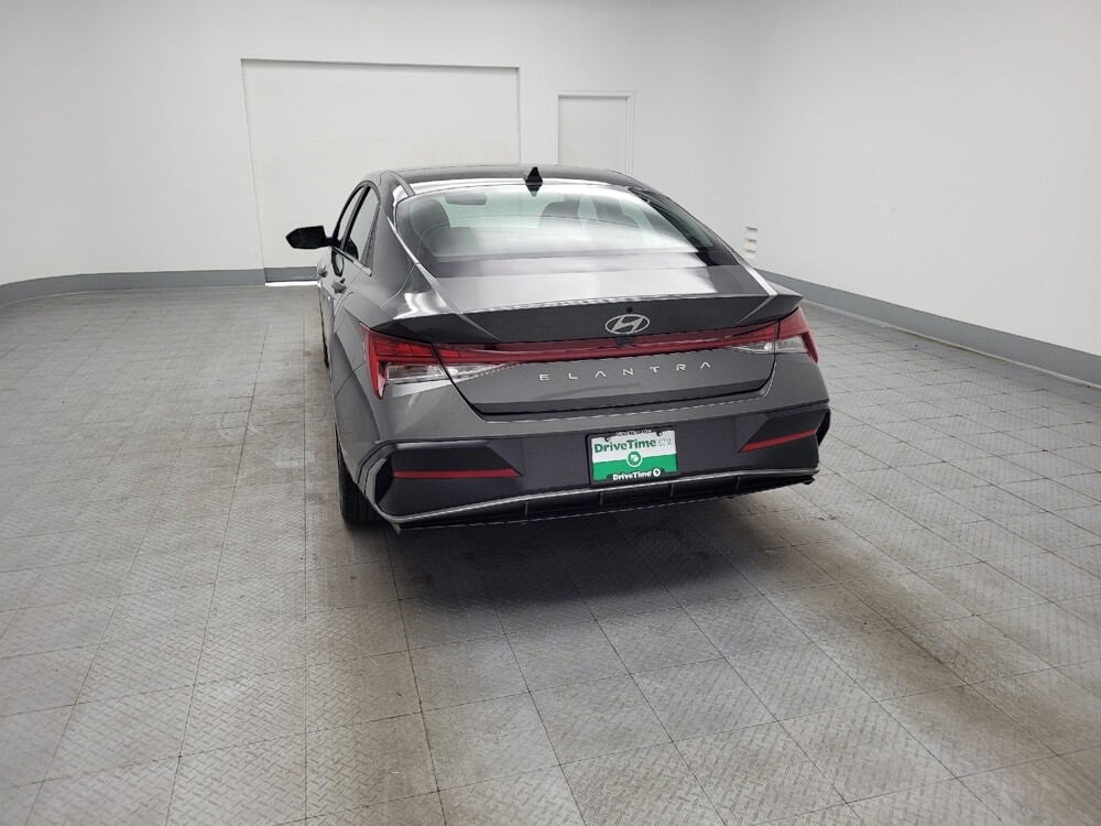 2025 Hyundai Elantra in Madison, TN 37115 - 18135299 6