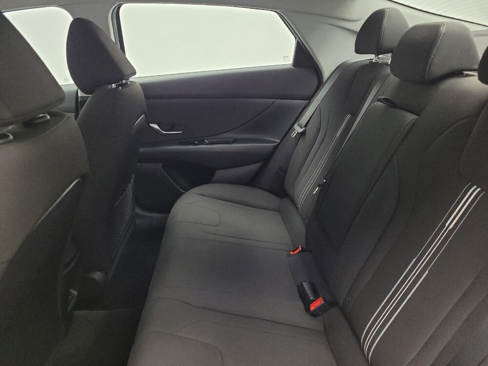 2025 Hyundai Elantra in Madison, TN 37115 - 18135299 18