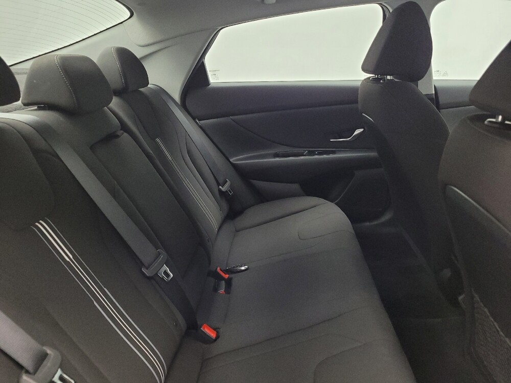 2025 Hyundai Elantra in Madison, TN 37115 - 18135299 19