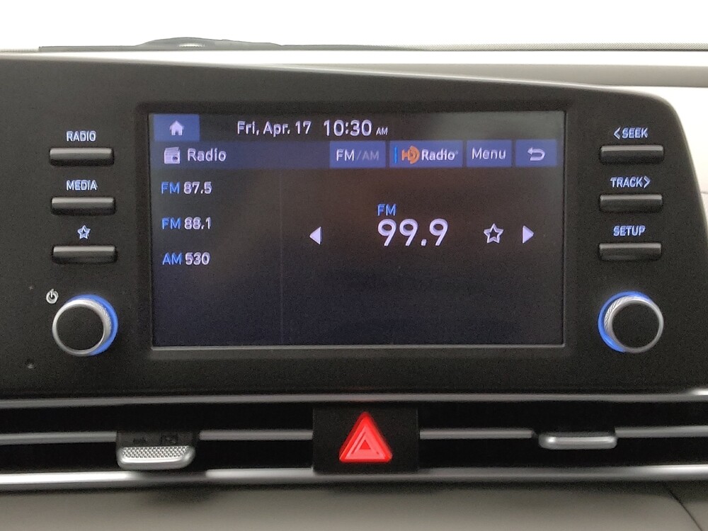 2024 Hyundai Elantra in Wichita, KS 67207 - 18135300 25