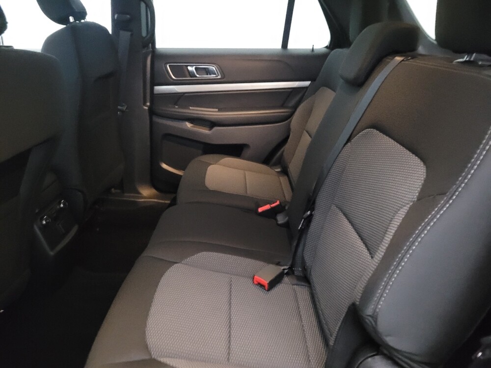 2019 Ford Explorer in Plymouth Meeting, PA 19462 - 18135304 18