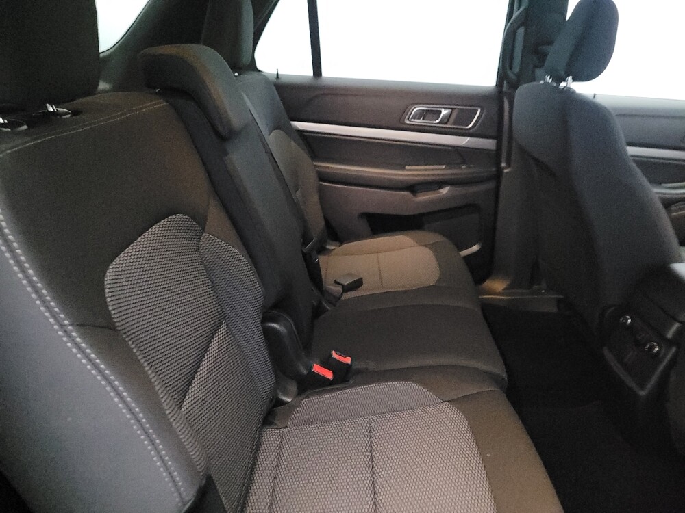 2019 Ford Explorer in Plymouth Meeting, PA 19462 - 18135304 19