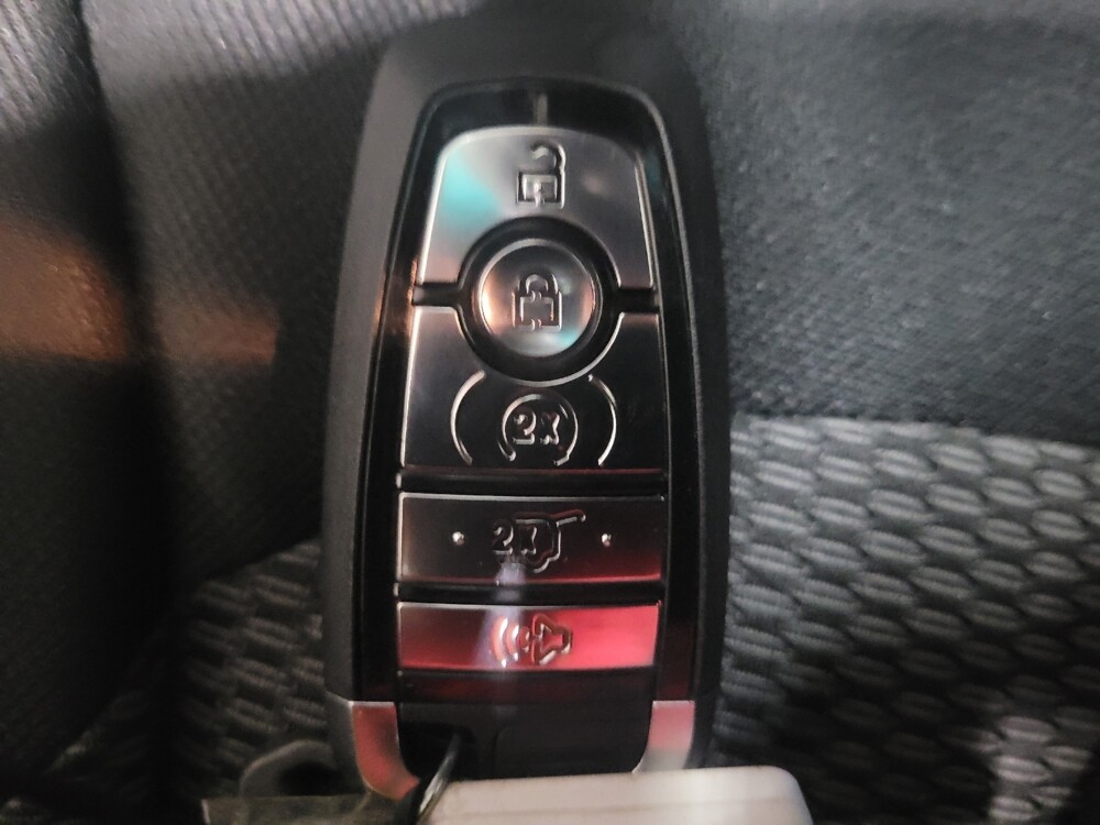 2019 Ford Explorer in Plymouth Meeting, PA 19462 - 18135304 32