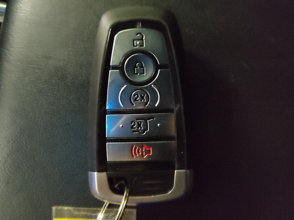 2021 Ford Explorer in Knoxville, TN 37923 - 18135307 32