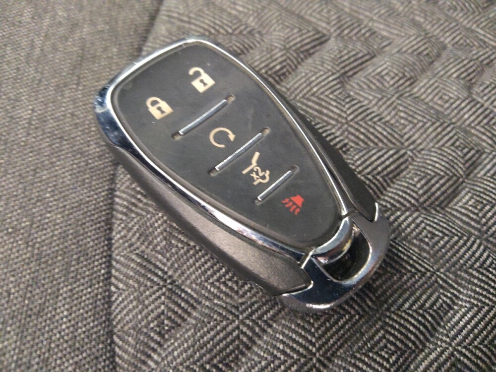 2022 Chevrolet Equinox in Tucson, AZ 85705 - 18135316 32