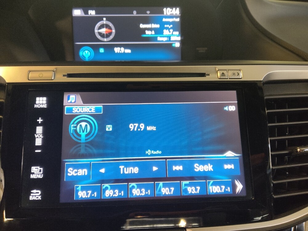 2016 Honda Accord in Greensboro, NC 27407 - 18135324 25