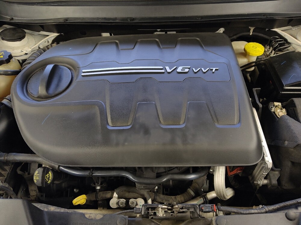 2018 Jeep Cherokee in San Antonio, TX 78238 - 18135326 30