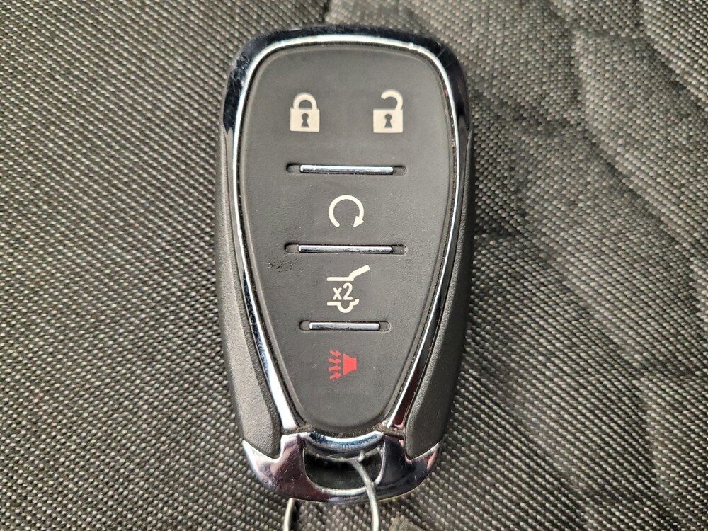 2019 Chevrolet Equinox in Toledo, OH 43617 - 18135327 32