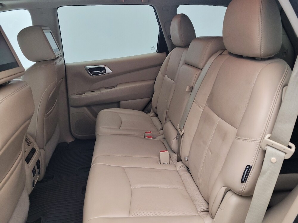 2018 Nissan Pathfinder in Columbia, SC 29210 - 18135337 18