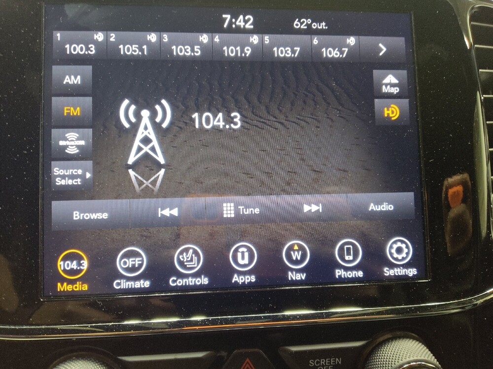 2019 Jeep Grand Cherokee in Columbia, SC 29210 - 18135340 25