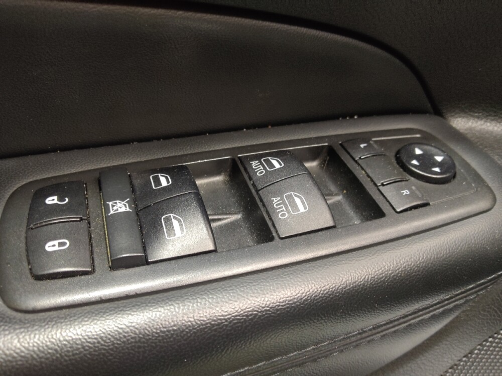 2019 Jeep Grand Cherokee in Columbia, SC 29210 - 18135340 27