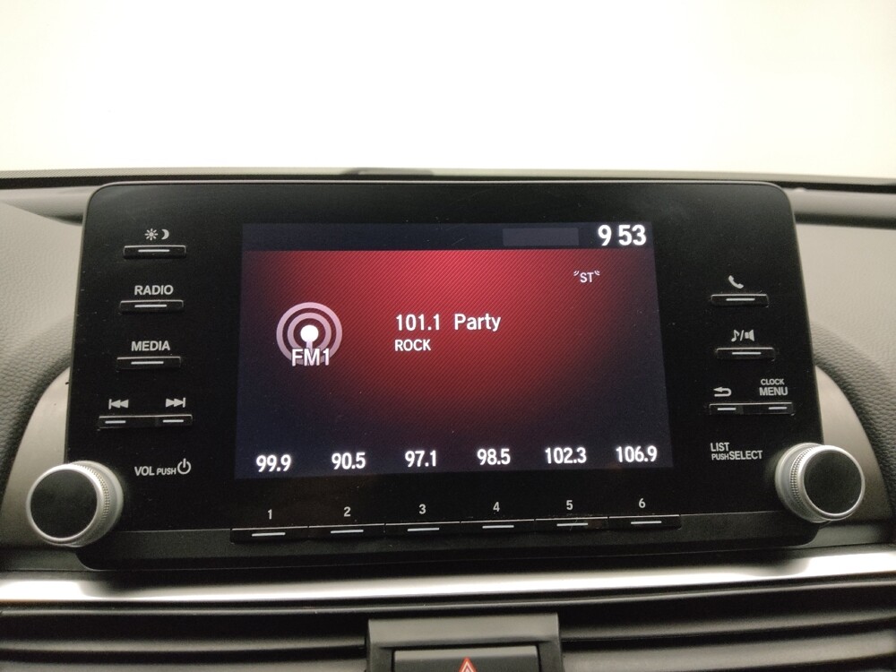 2018 Honda Accord in Des Moines, IA 50310 - 18135347 25