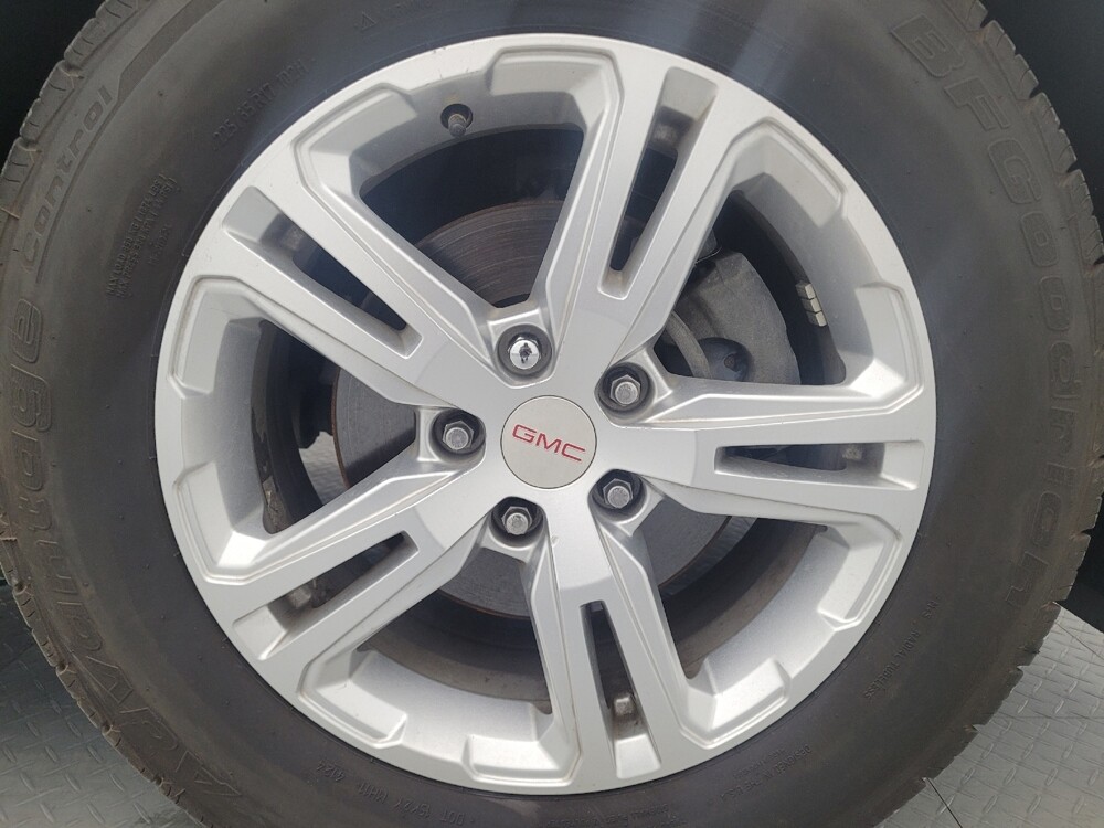 2018 GMC Terrain in Metairie, LA 70006 - 18135348 31