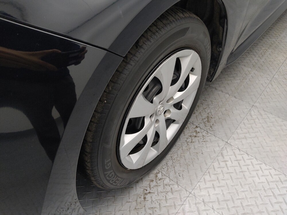 2024 Toyota Corolla in Springfield, MO 65807 - 18135350 31