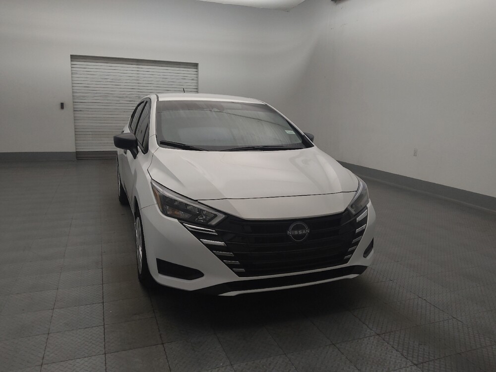 2025 Nissan Versa in Mesa, AZ 85210 - 18135352 14